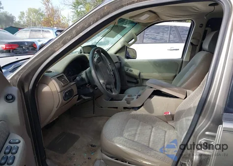 2003 Ford Explorer Xls from USA, damaged, VIN 1FMZU72K43ZB41300